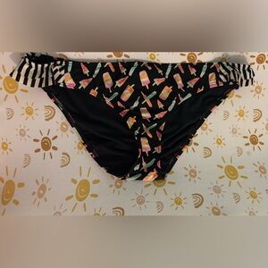 Juicy‎ Couture Womens Pops and Striped Ruffled Hip Bikini Bottom Mid-rise Sz XL